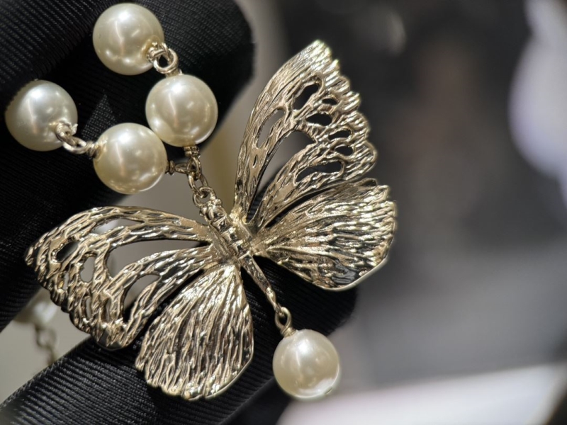 chr1st1an D10r necklaces